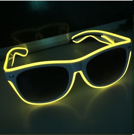 Blinkende LED Leuchtbrille mit externem Batteriekasten gelb